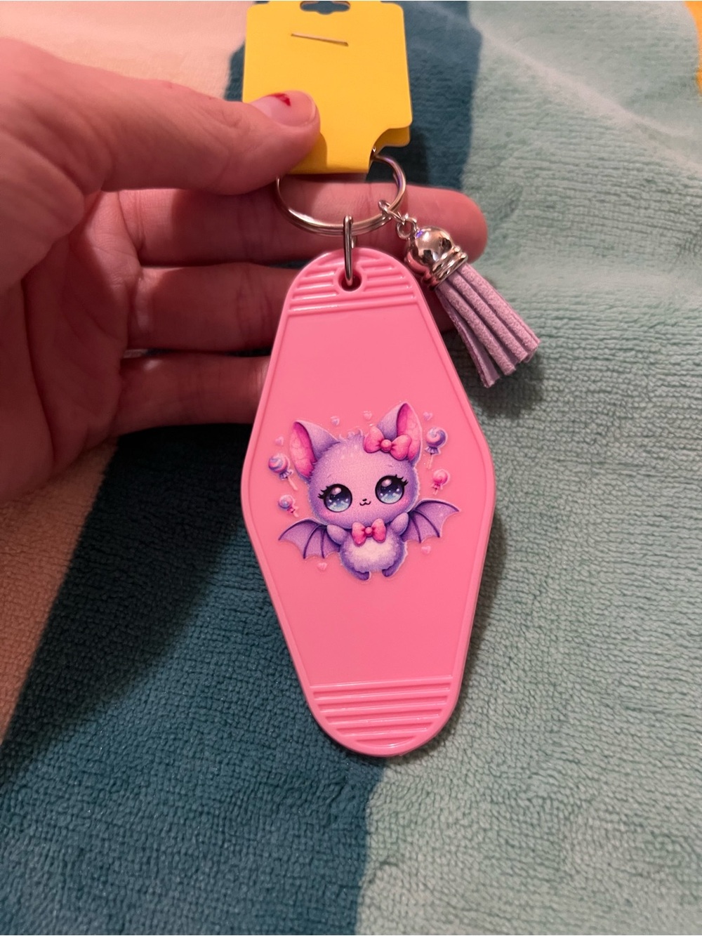 Little Bat Keychain 🦇 - Picture 2 of 5